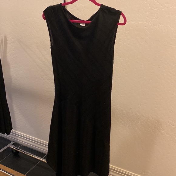 GAP black knit dress - Picture 2 of 3
